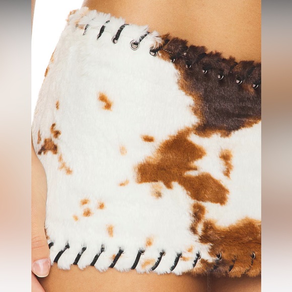 Jaded London Faux Fur Whipstitch Mini Skirt in Cow - Picture 7 of 8